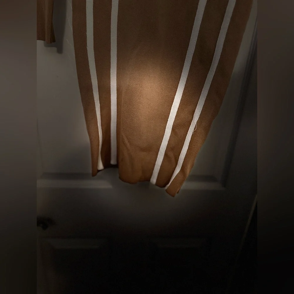 Elegant Tan and White Women's Dress - Picture 3 of 9